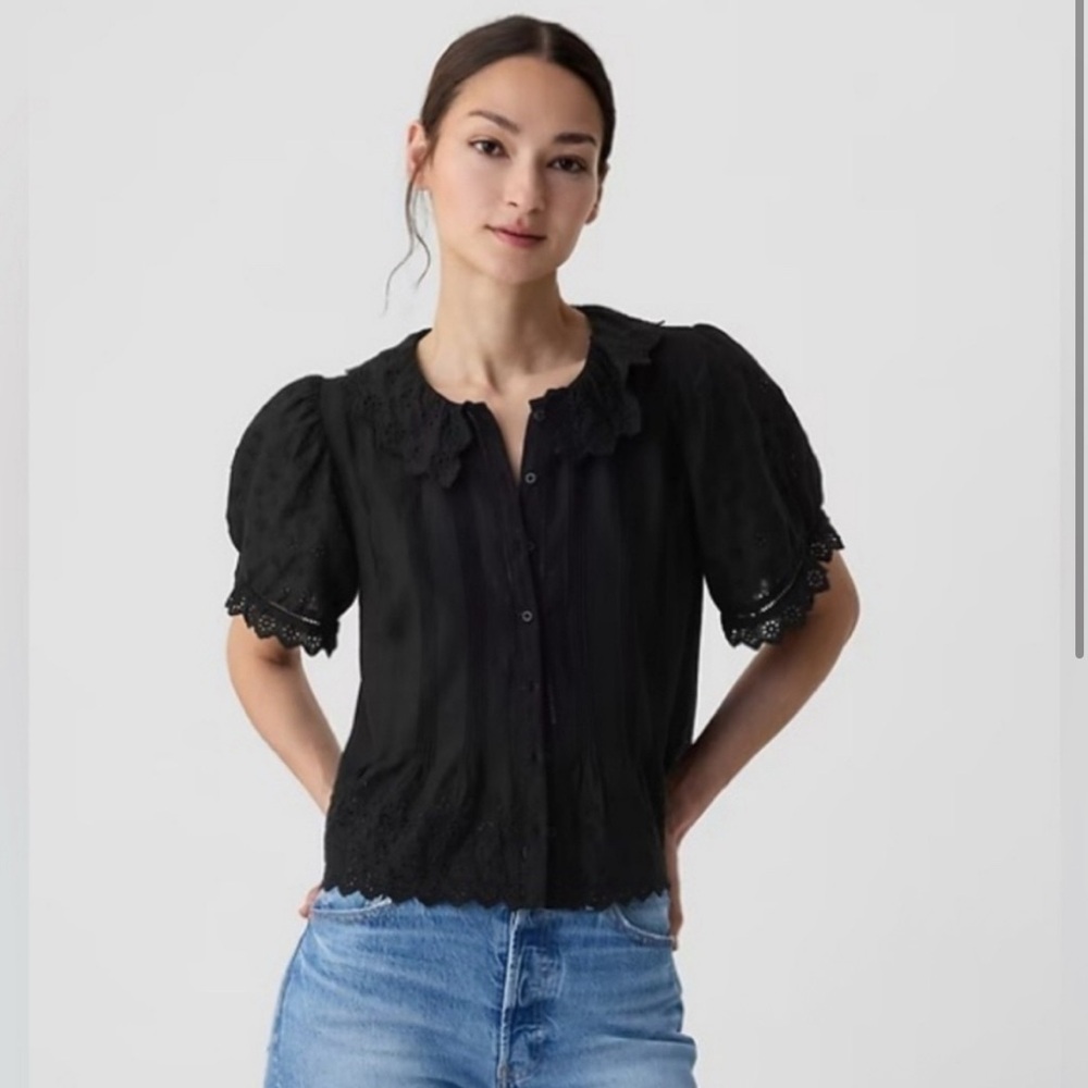 BNWT, Gap Doen Collab - Black Eyelet Collar Top - S